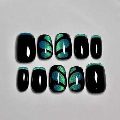 Clove's Nails